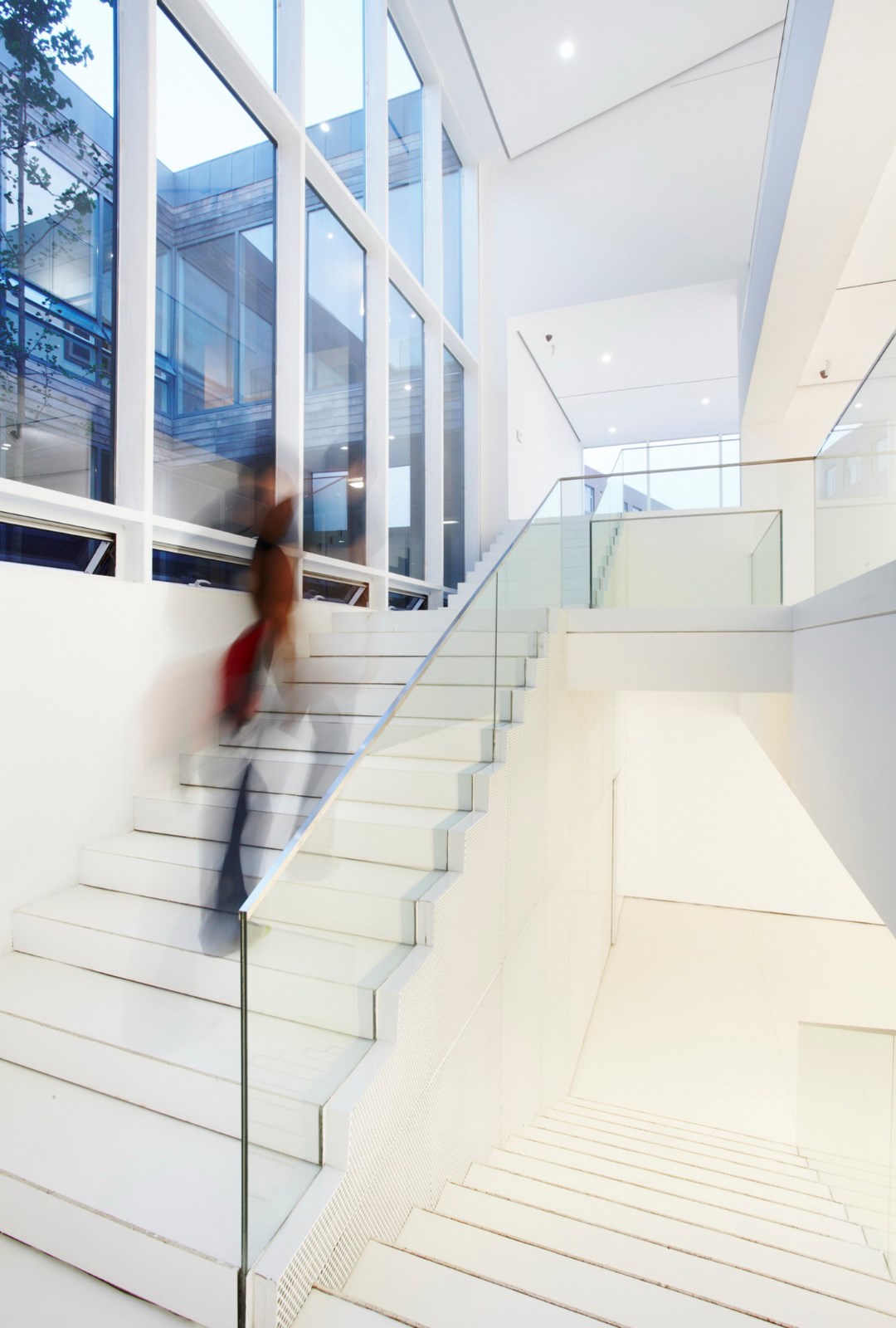 0jnxibqm1537261668 0jnxibqm1537261668