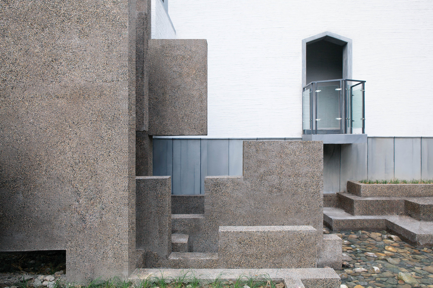 “假山”细部(夏至摄) “假山”细部(夏至摄)