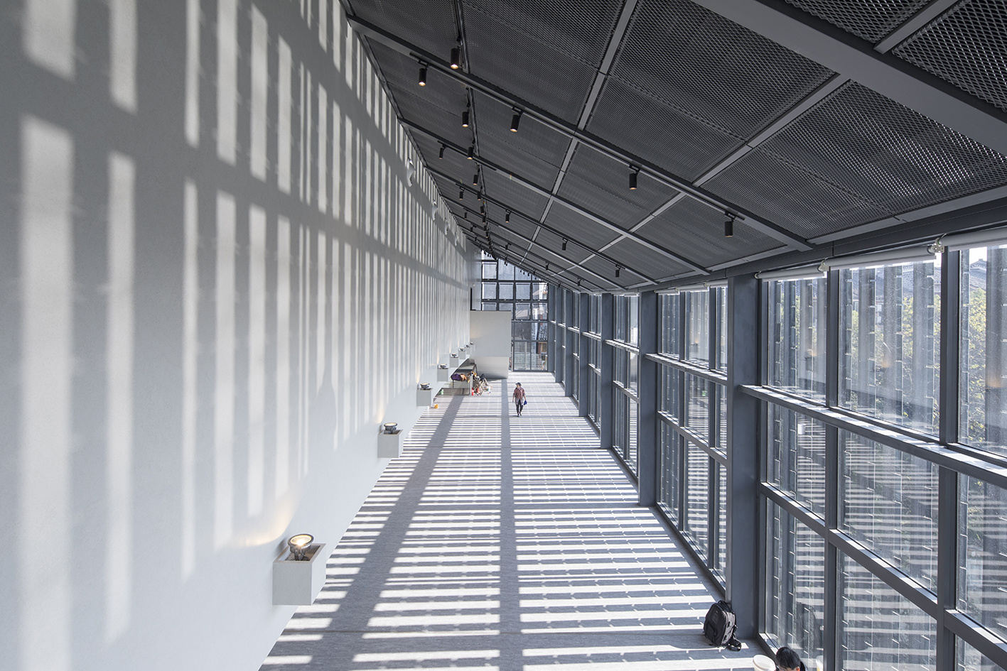 JAM_Great_Exhibition_Hall_from_3rd_floor_balcony_-_由三楼平台看大展厅_-_Photographer_Tian_Fangfang.1557126523380 JAM_Great_Exhibition_Hall_from_3rd_floor_balcony_-_由三楼平台看大展厅_-_Photographer_Tian_Fangfang.1557126523380